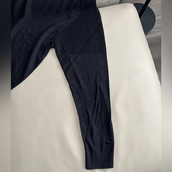 NWT - Nike Tiger Woods Wool Blended Crew Neck Knit Golf Sweater - Size XL - Picture 5 of 11